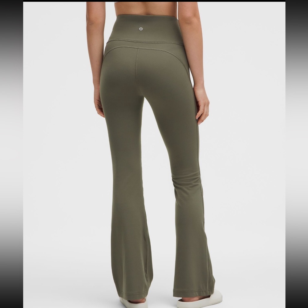 Lululemon Groove Nulu Flared Pants
